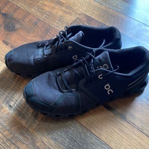 Mens On-running shoes
